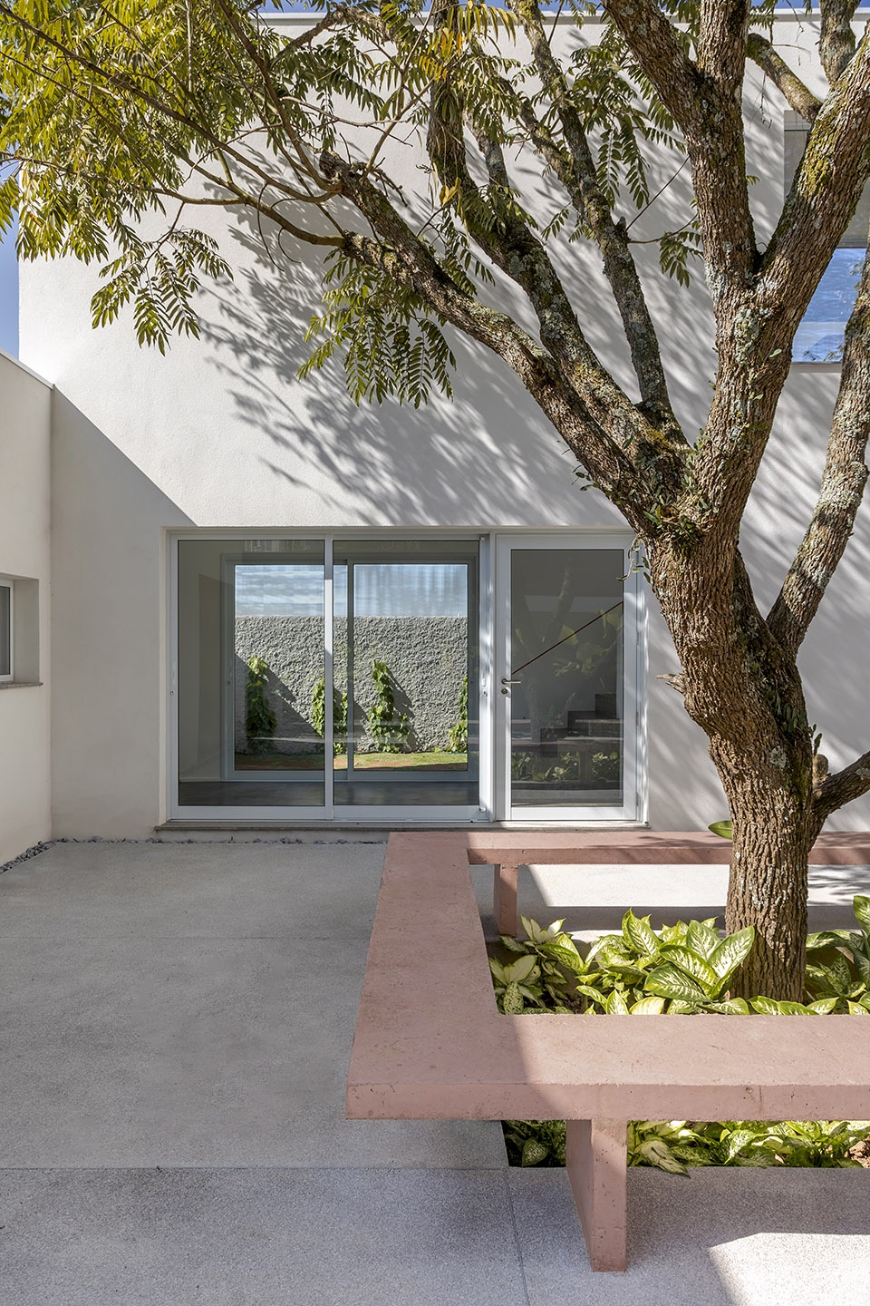 casa bosque by rawi arquitetura