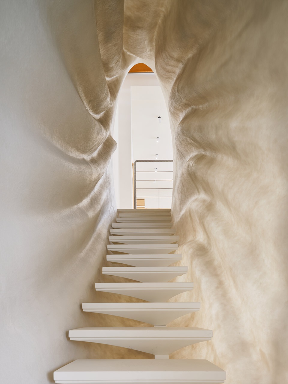 liangmu shanghai flagship store by flip studio