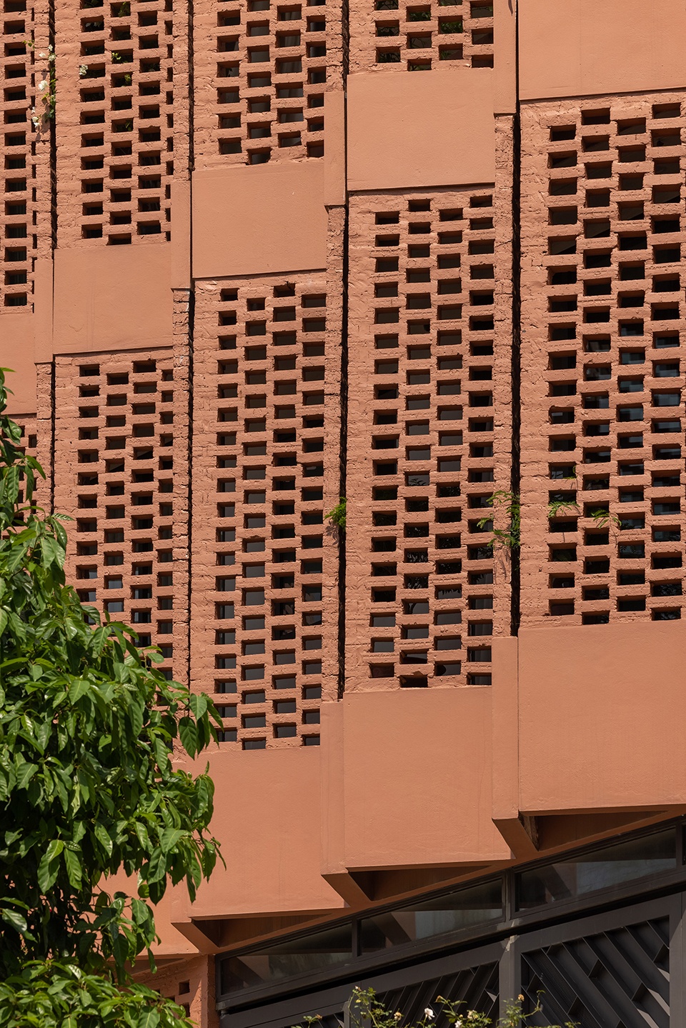 CUBE Creative Usage of Bricks Earth