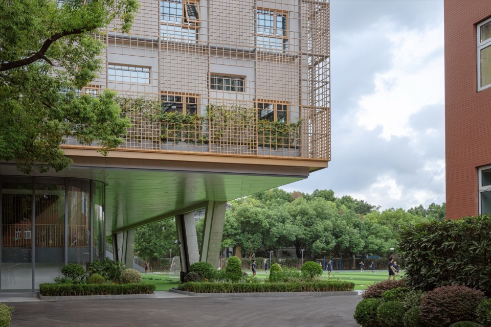 Anna Pao Sohmen Centre at Shanghai YK Pao School by Scenic Architecture Office