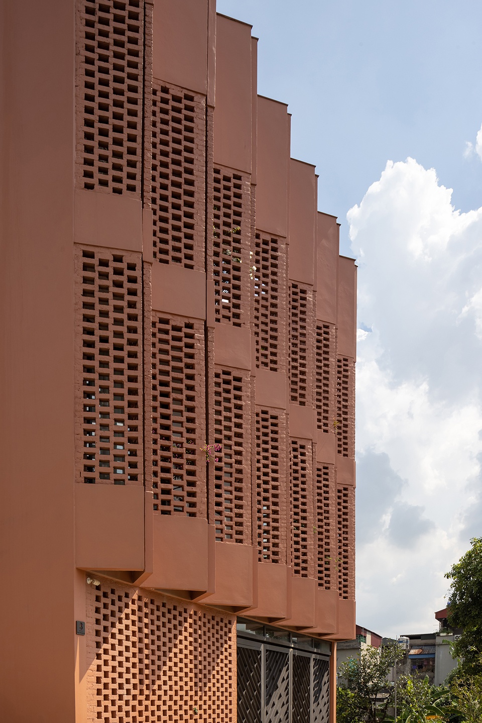 CUBE Creative Usage of Bricks Earth