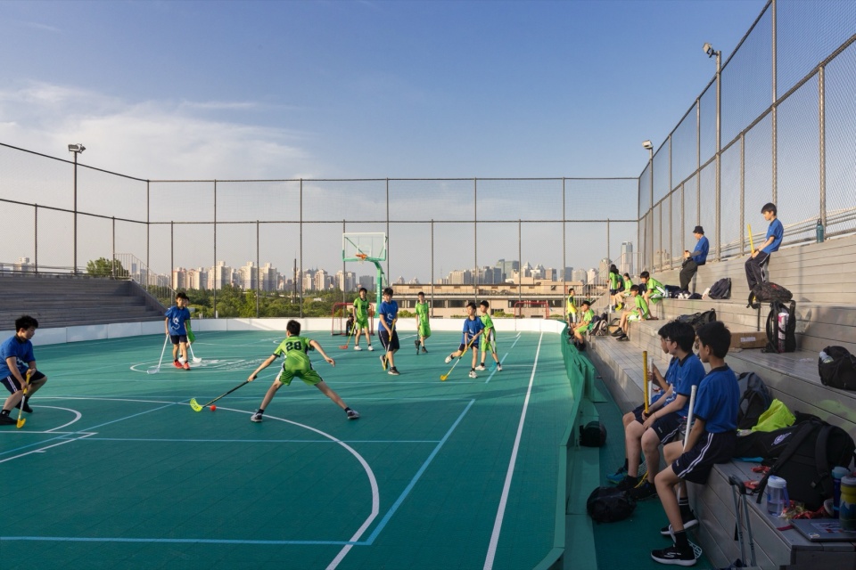 Anna Pao Sohmen Centre at Shanghai YK Pao School by Scenic Architecture Office