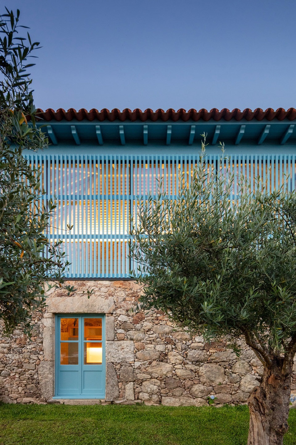CERDEIRAS HOUSE HOTEL by Tiago do Vale Architects