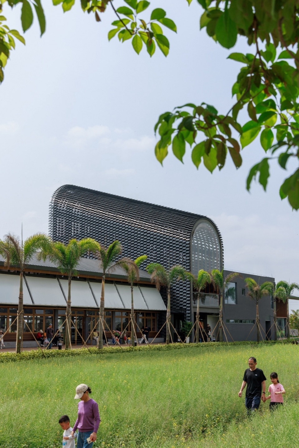 Grain Silo Restaurant Zhuhaishirong Caolang Rice Dream Ecological Park