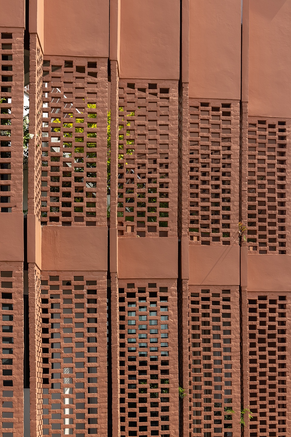 CUBE Creative Usage of Bricks Earth