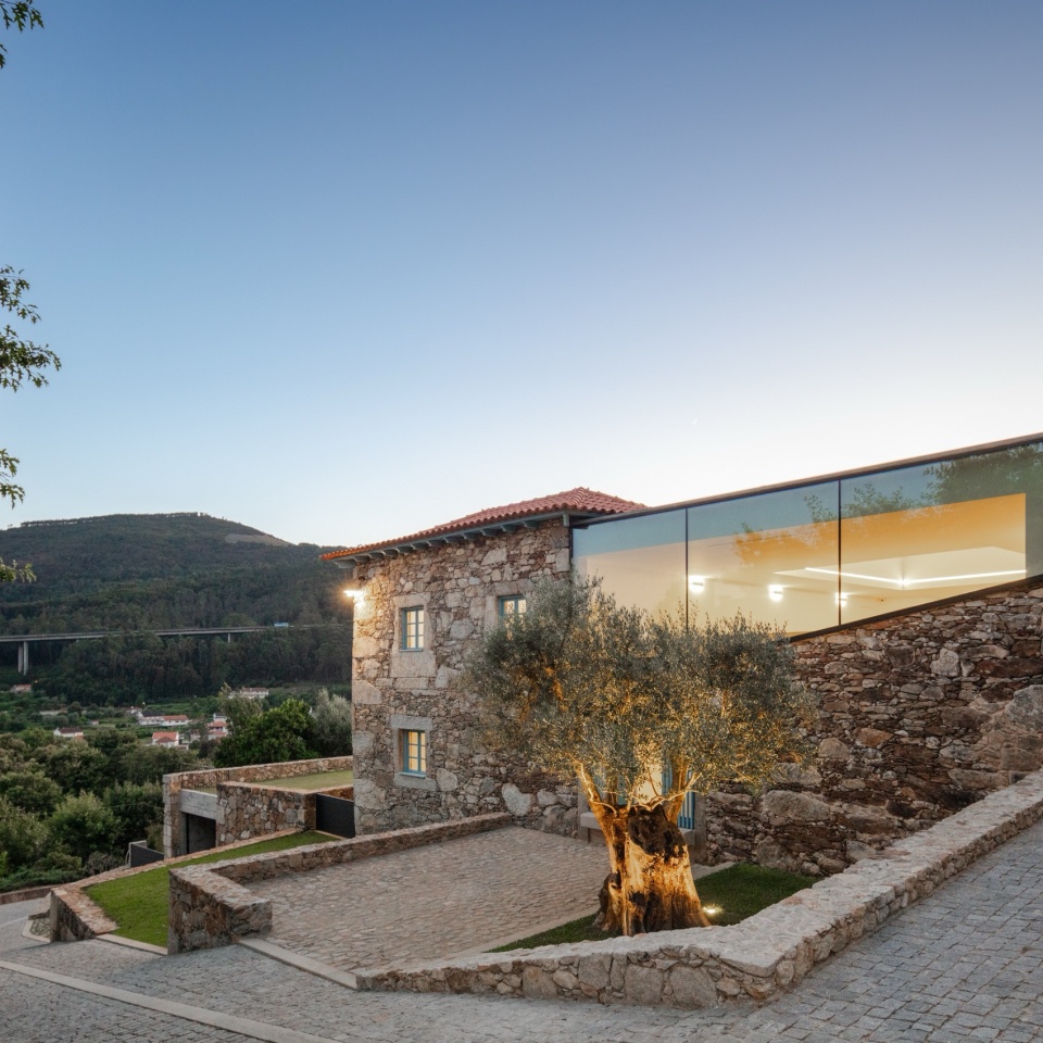 CERDEIRAS HOUSE HOTEL by Tiago do Vale Architects