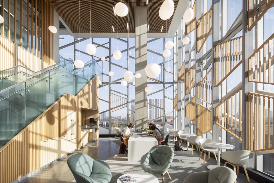 university of alberta commons by zeidler architecture