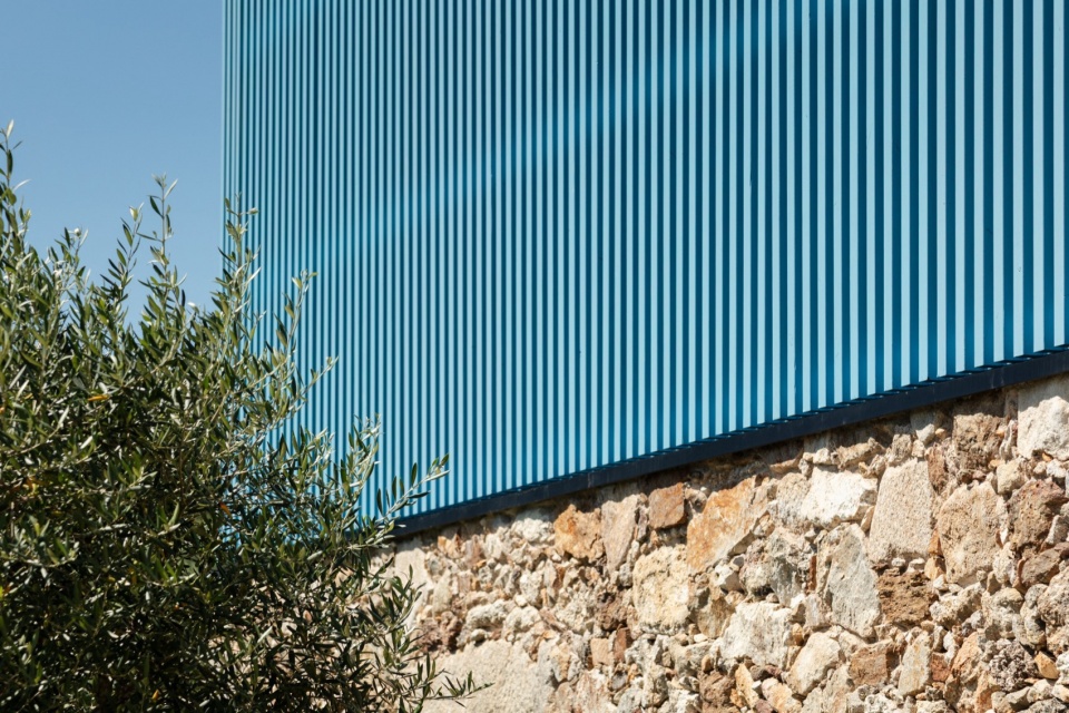 CERDEIRAS HOUSE HOTEL by Tiago do Vale Architects