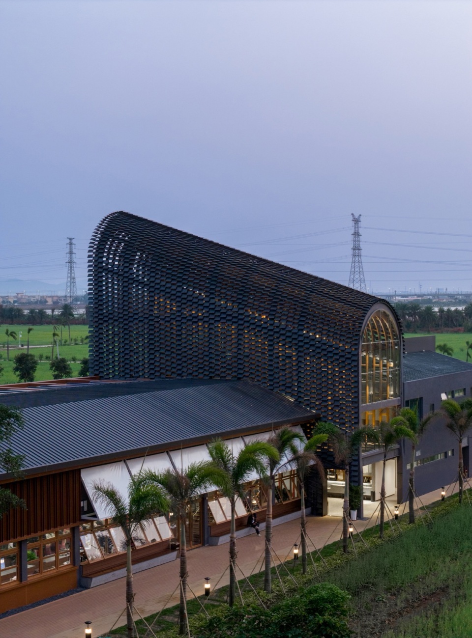 Grain Silo Restaurant Zhuhaishirong Caolang Rice Dream Ecological Park