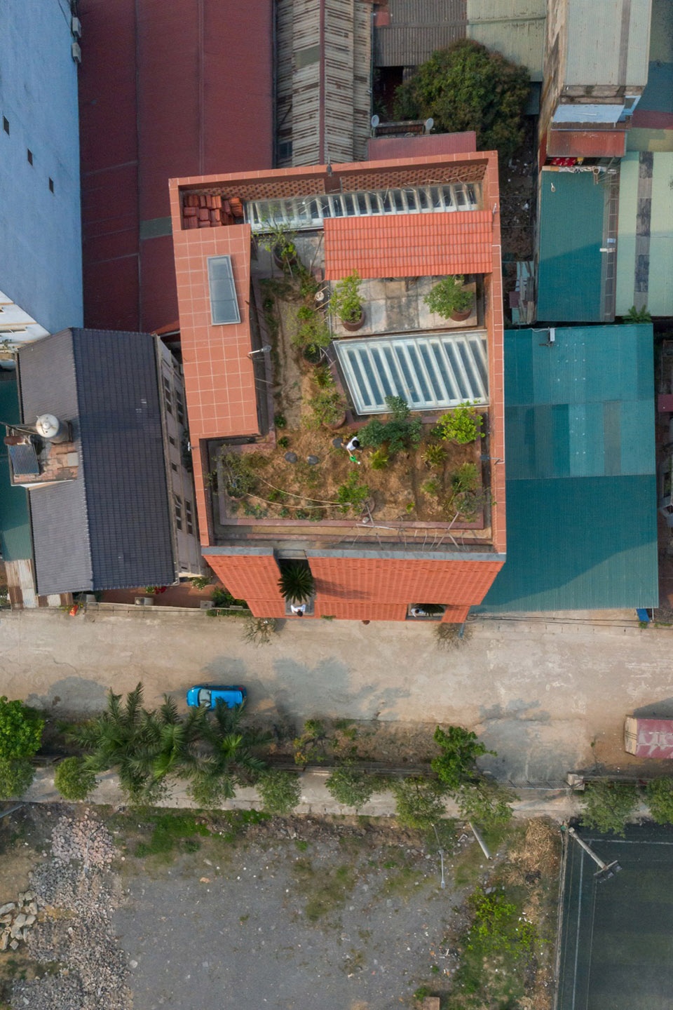 TROPICAL FLOW by HP Architects