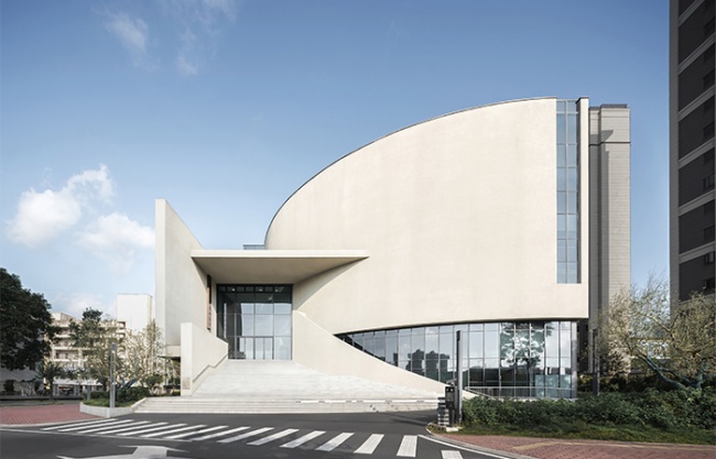 珠海市基督教珠海堂，广东 / 冼剑雄联合建筑设计事务所