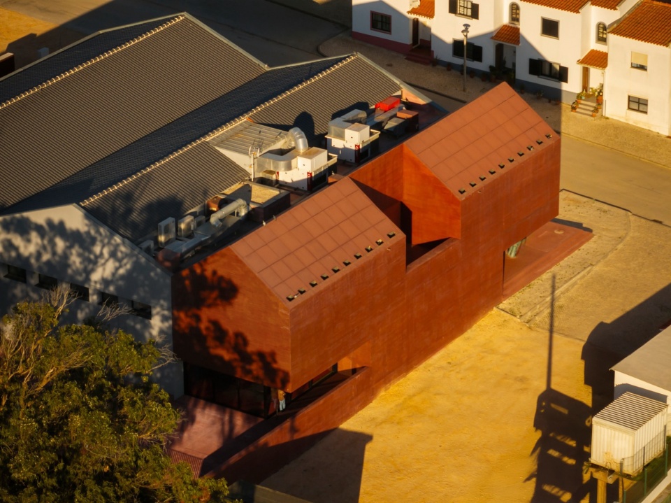 Vila do Bispo Museum by spaceworkers