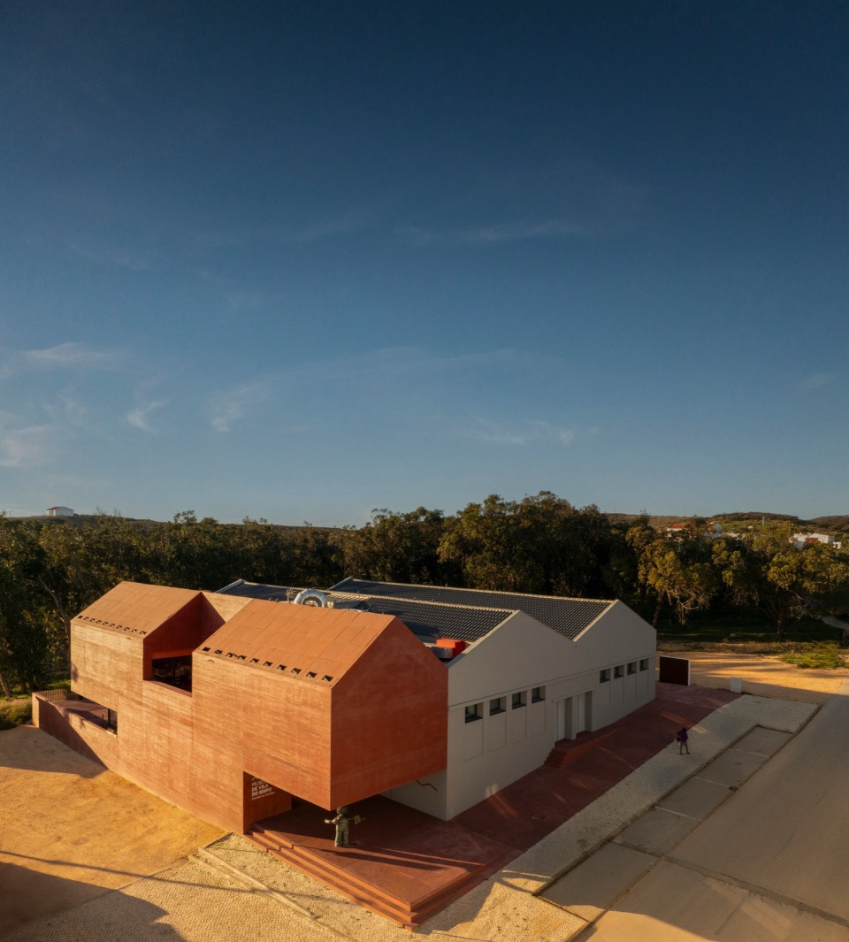 Vila do Bispo Museum by spaceworkers