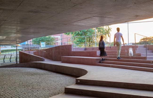Arena Under Bridge by Atelier XÜK