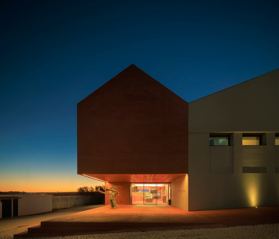 Vila do Bispo Museum by spaceworkers