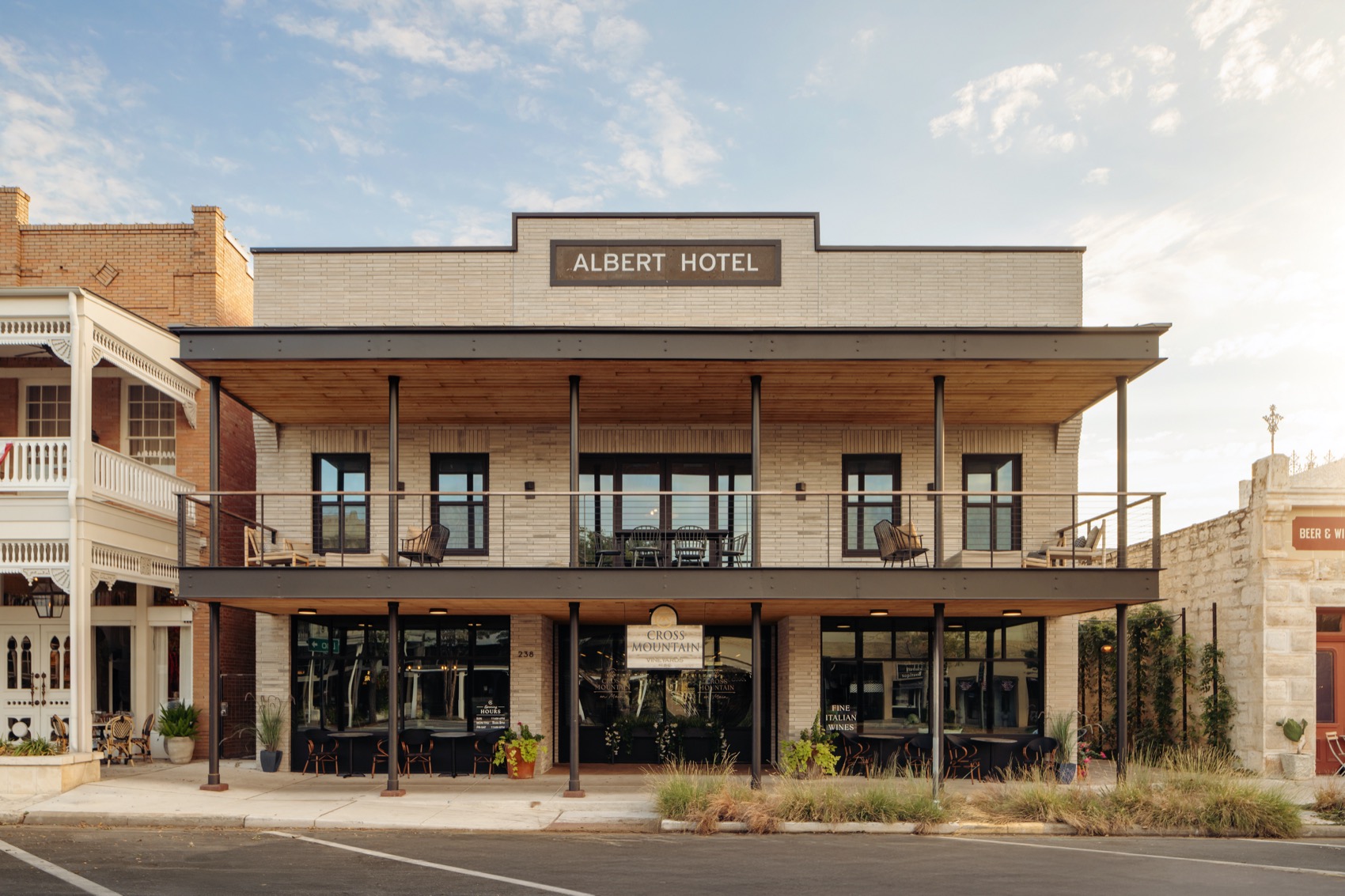 Albert Hotel CK Chase Daniel 00