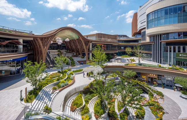 Hongqiao Qianwan Incity MEGA by Lead8