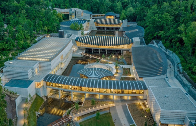 Crystal Bridges Expansion by Safdie Architects