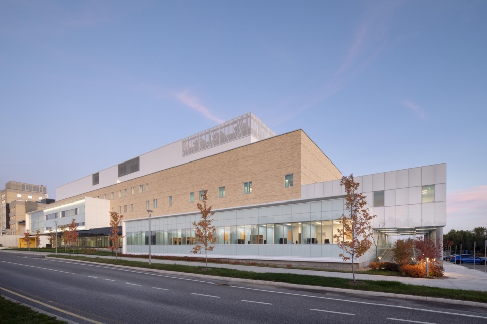 a new mother child and emergency centre in sherbrooke offers a reimagined hospital experience by jodoin lamarre pratte yelle maille equip...