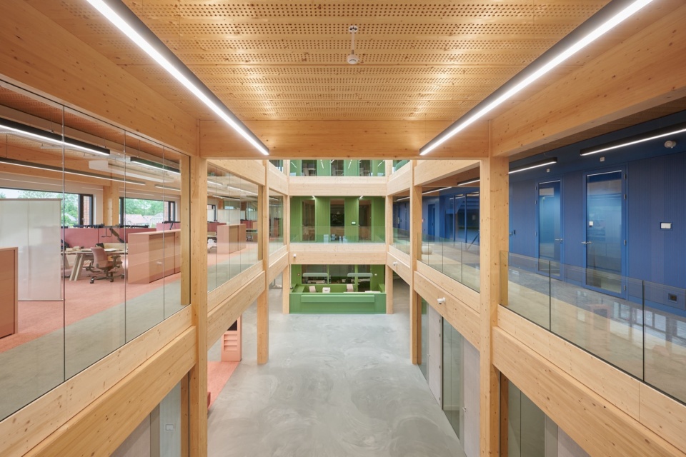 Midwork Building
