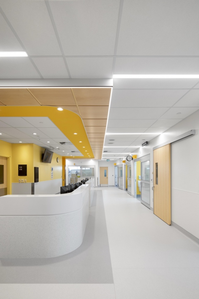 a new mother child and emergency centre in sherbrooke offers a reimagined hospital experience by jodoin lamarre pratte yelle maille equip...