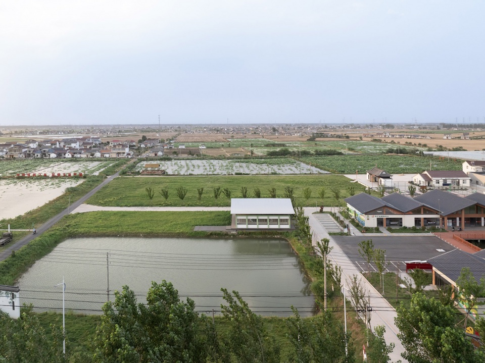 yangzhou baoying grape classroom by atelier anonymous