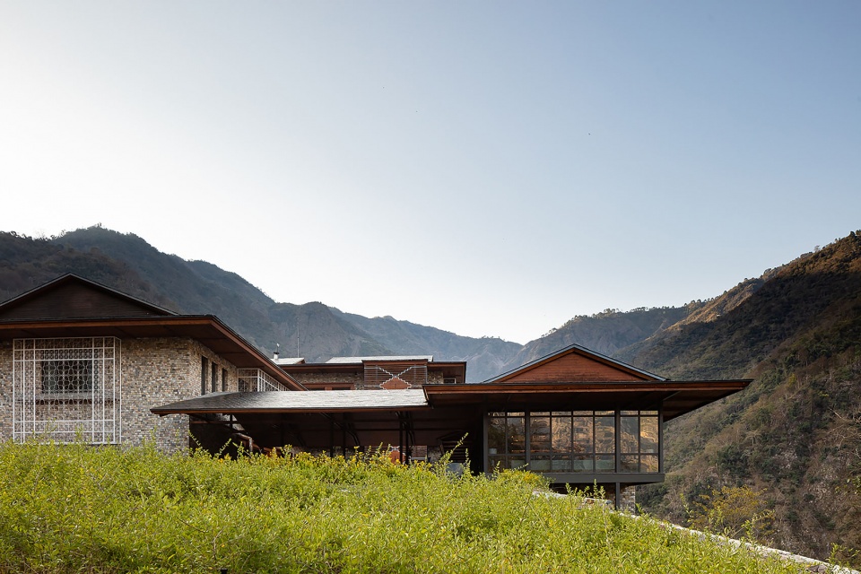 Complex Taj Rishikesh Resort Spa