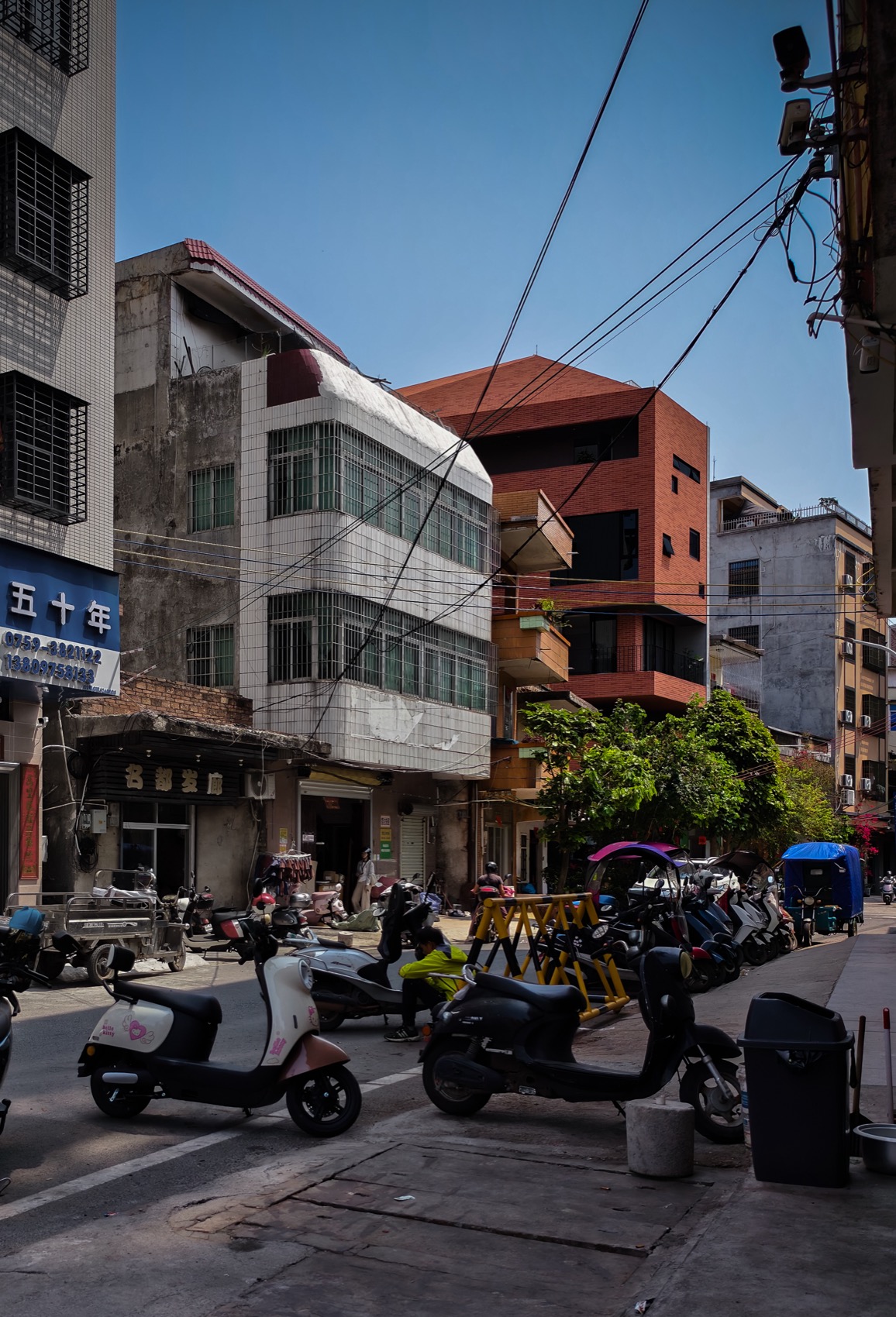 Mr Zhang private house
