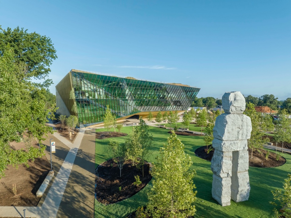 Crystal Bridges Expansion by Safdie Architects