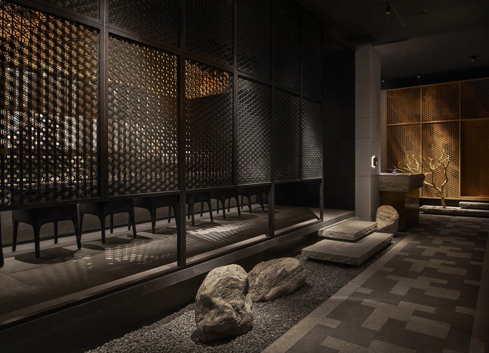 Akari by okamoto deguchi design