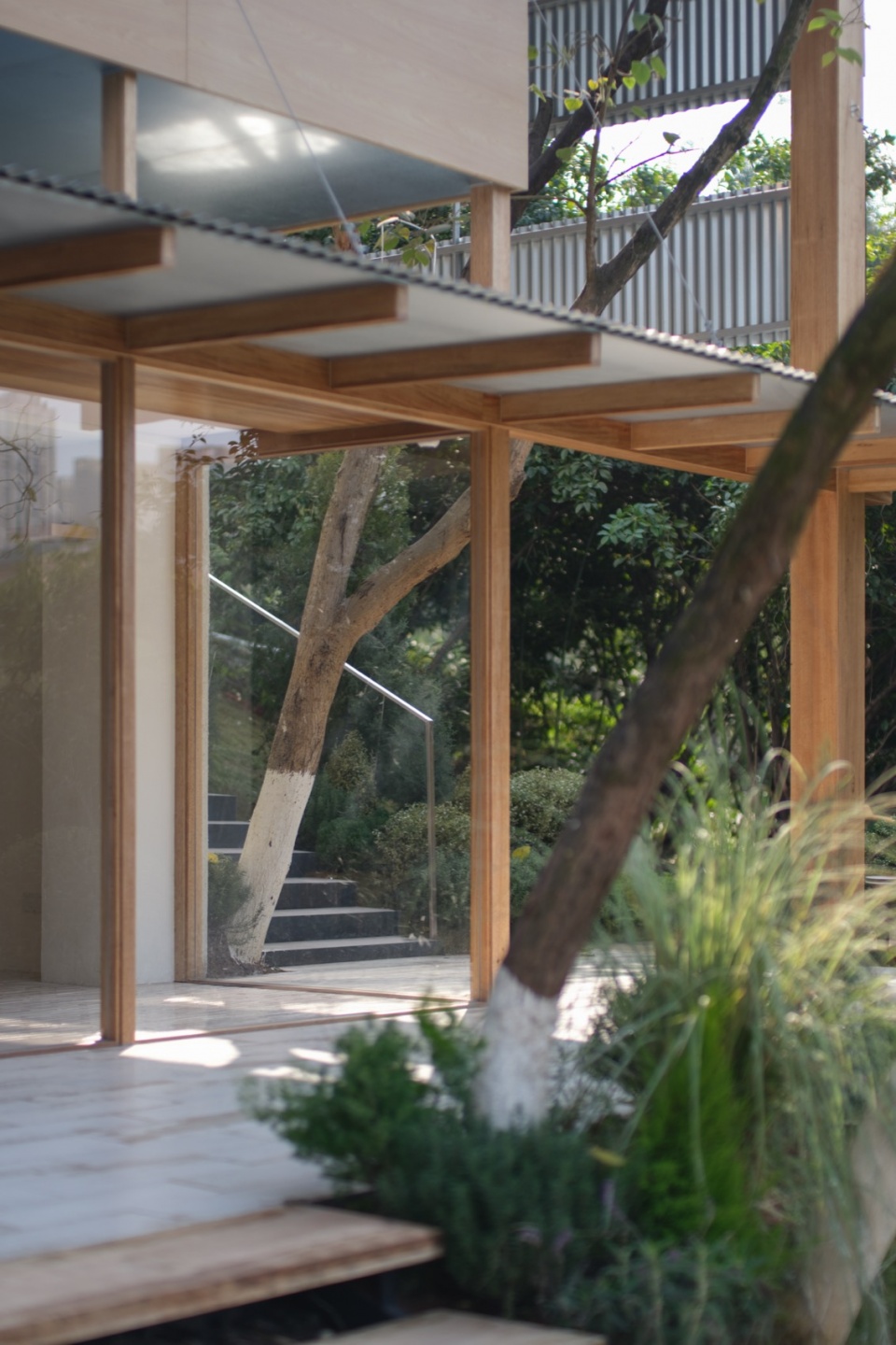 lago by vari architects