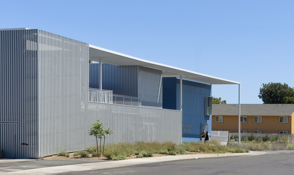 northview apartments by brooks scarpa