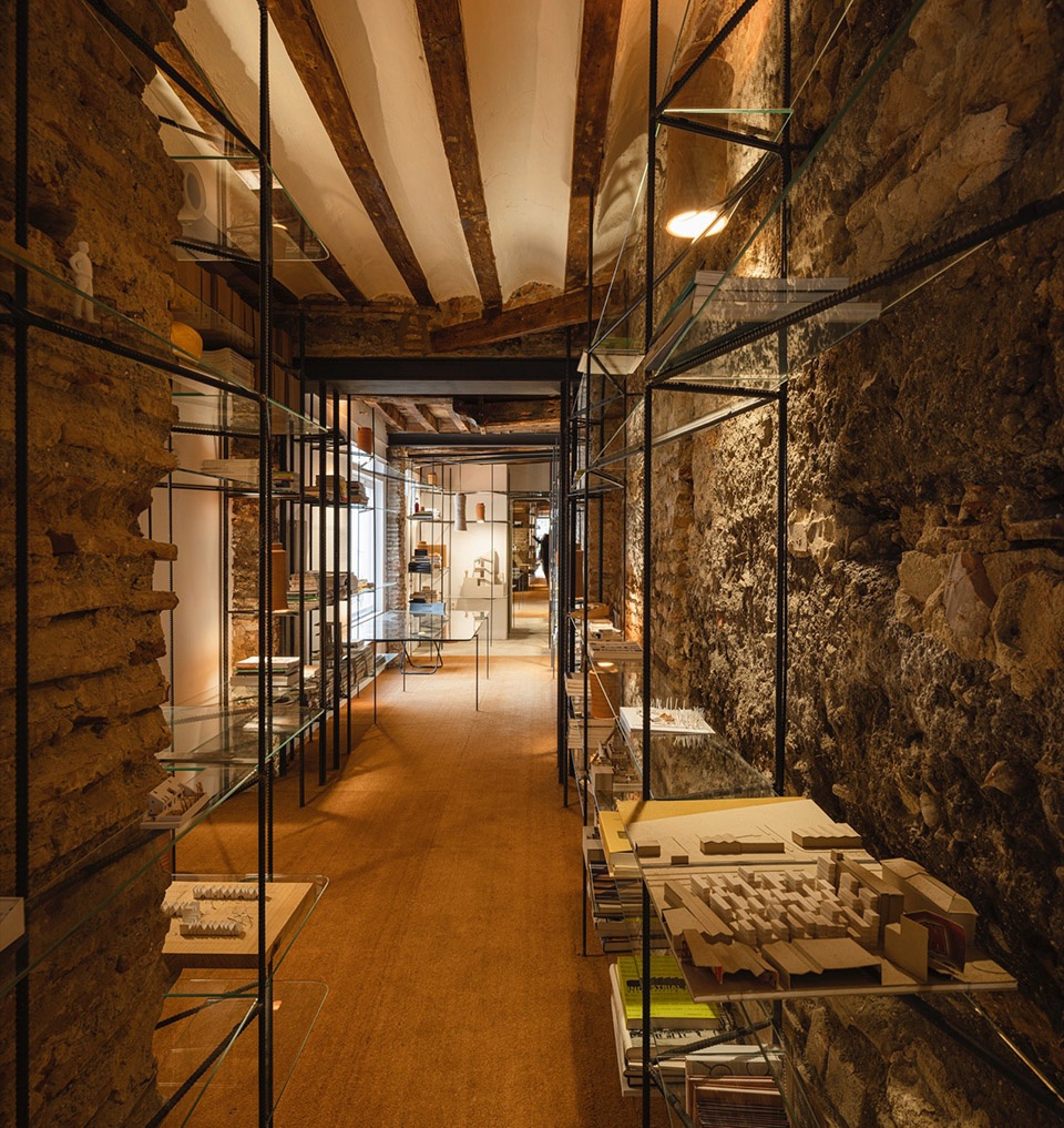 Small Storehouse Of Layers Of Time by SERRANO BAQUERO