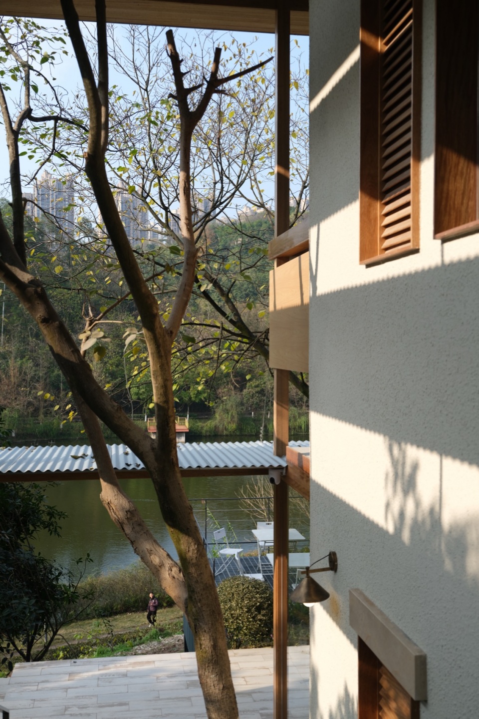 lago by vari architects
