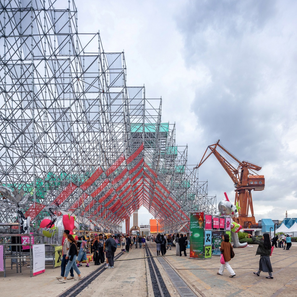 mount bazaar by peoples architecture office pao