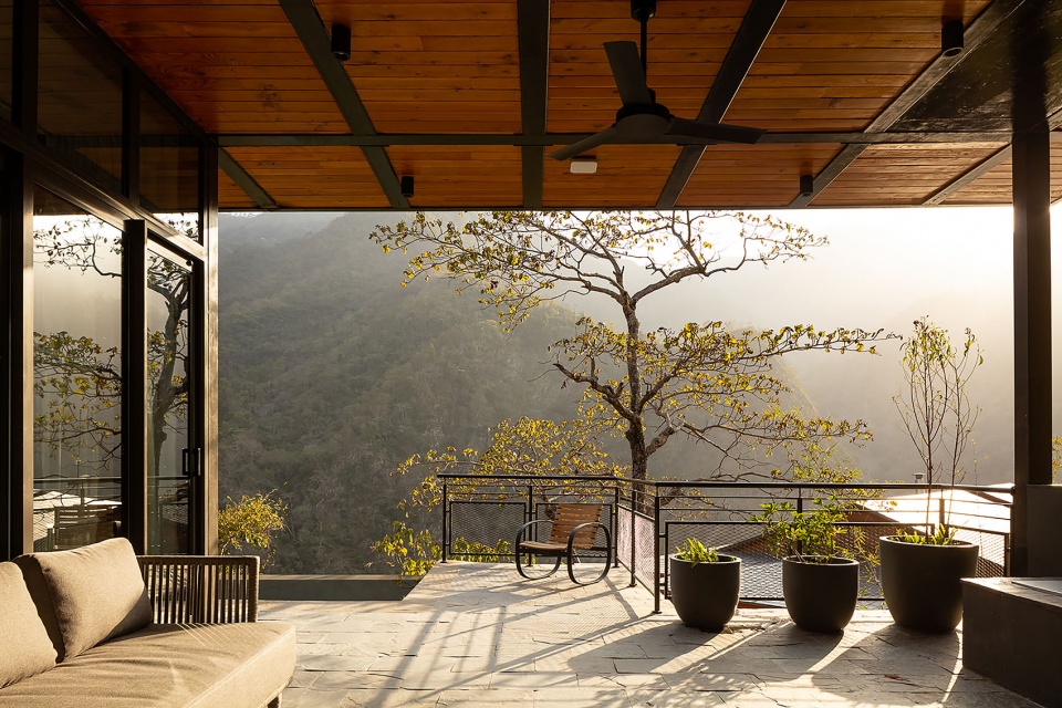 Complex Taj Rishikesh Resort Spa