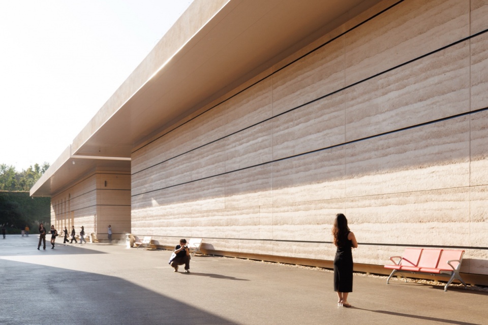 Zhengzhou Dahecun National Archaeological Site Park by China Architecture Design and Research Group