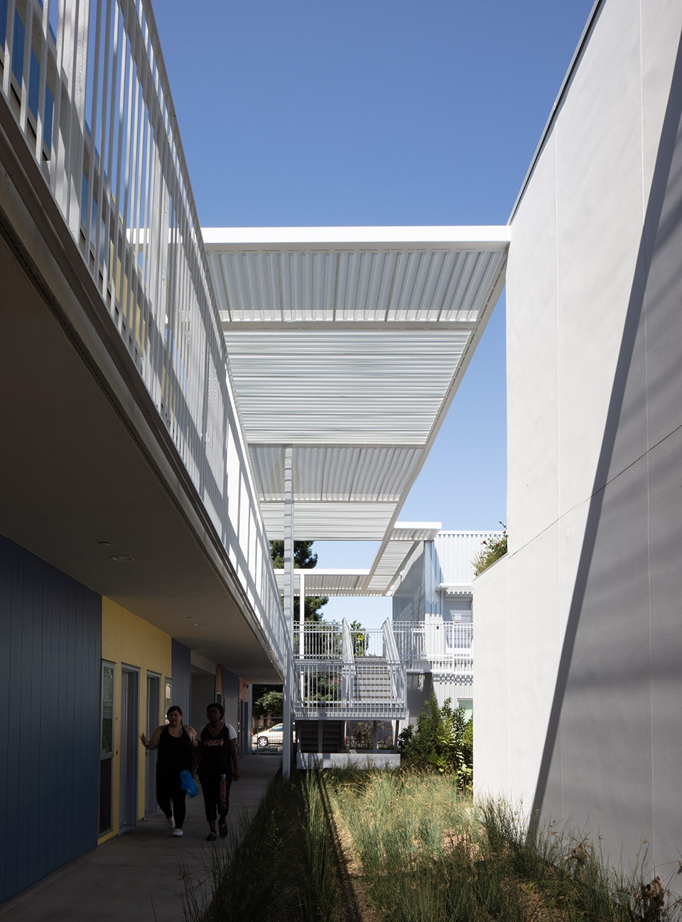 northview apartments by brooks scarpa