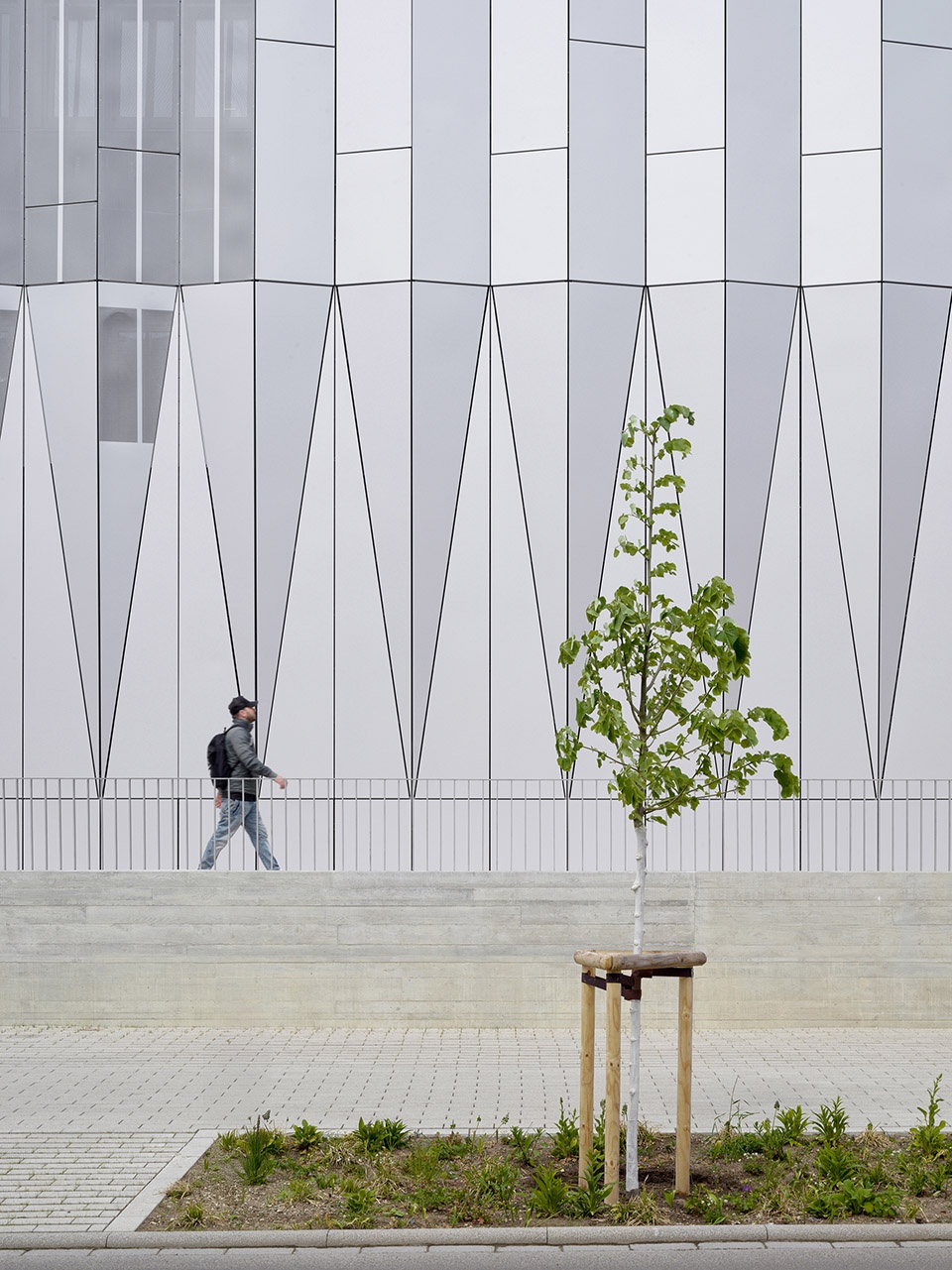 konstanz telekom tower by sauerbruch hutton