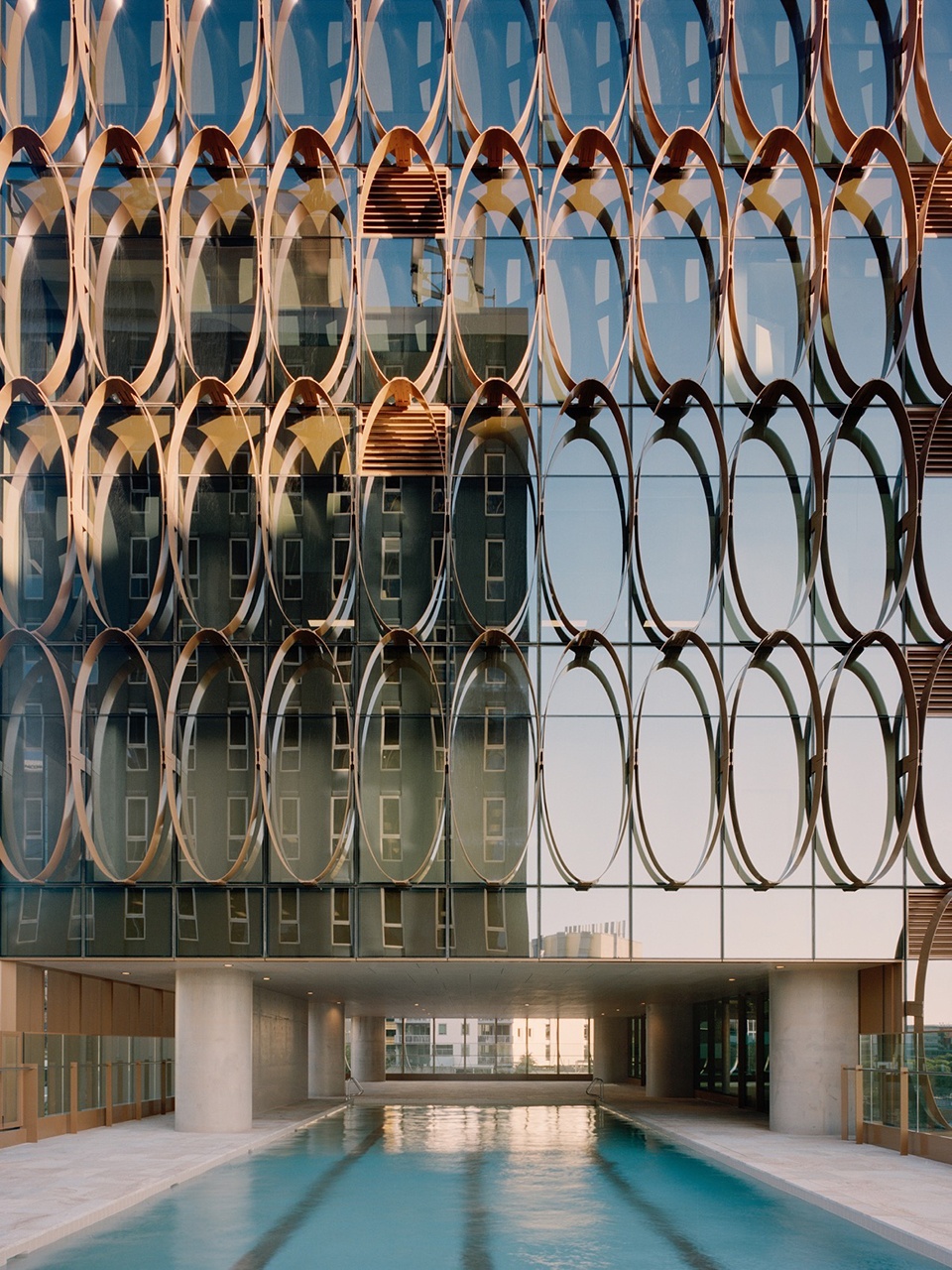 205 North Quay by REX