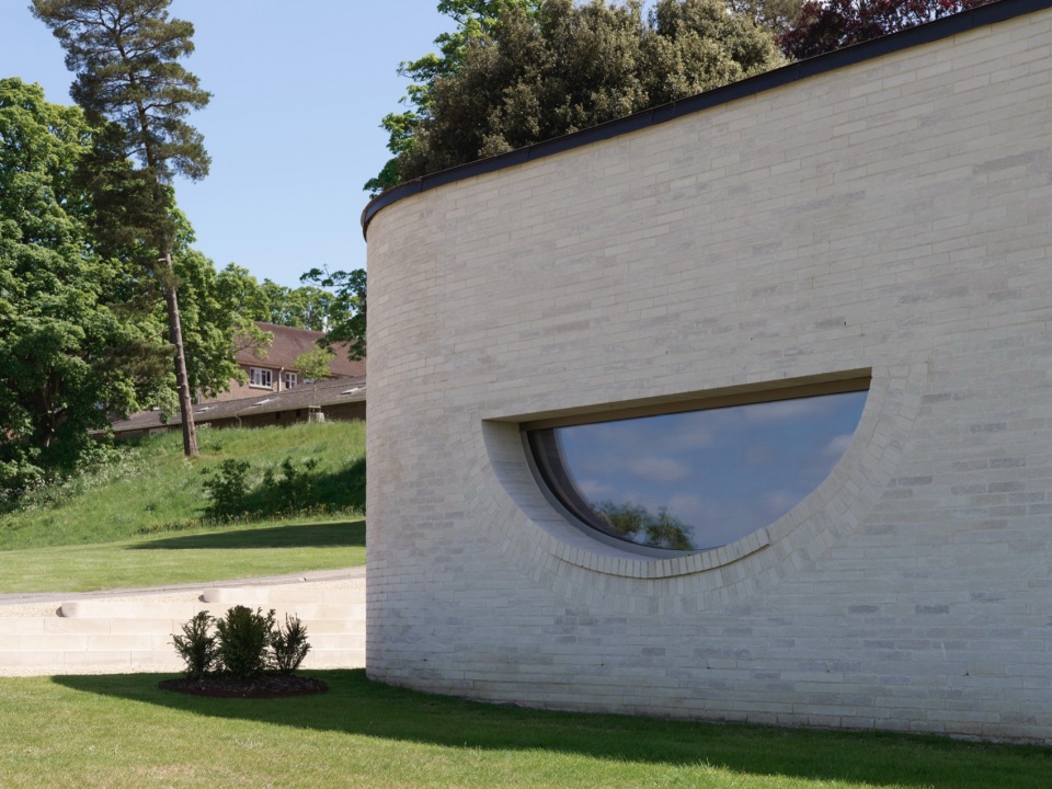 St Raphael s at Mayfield by Adam Richards Architects