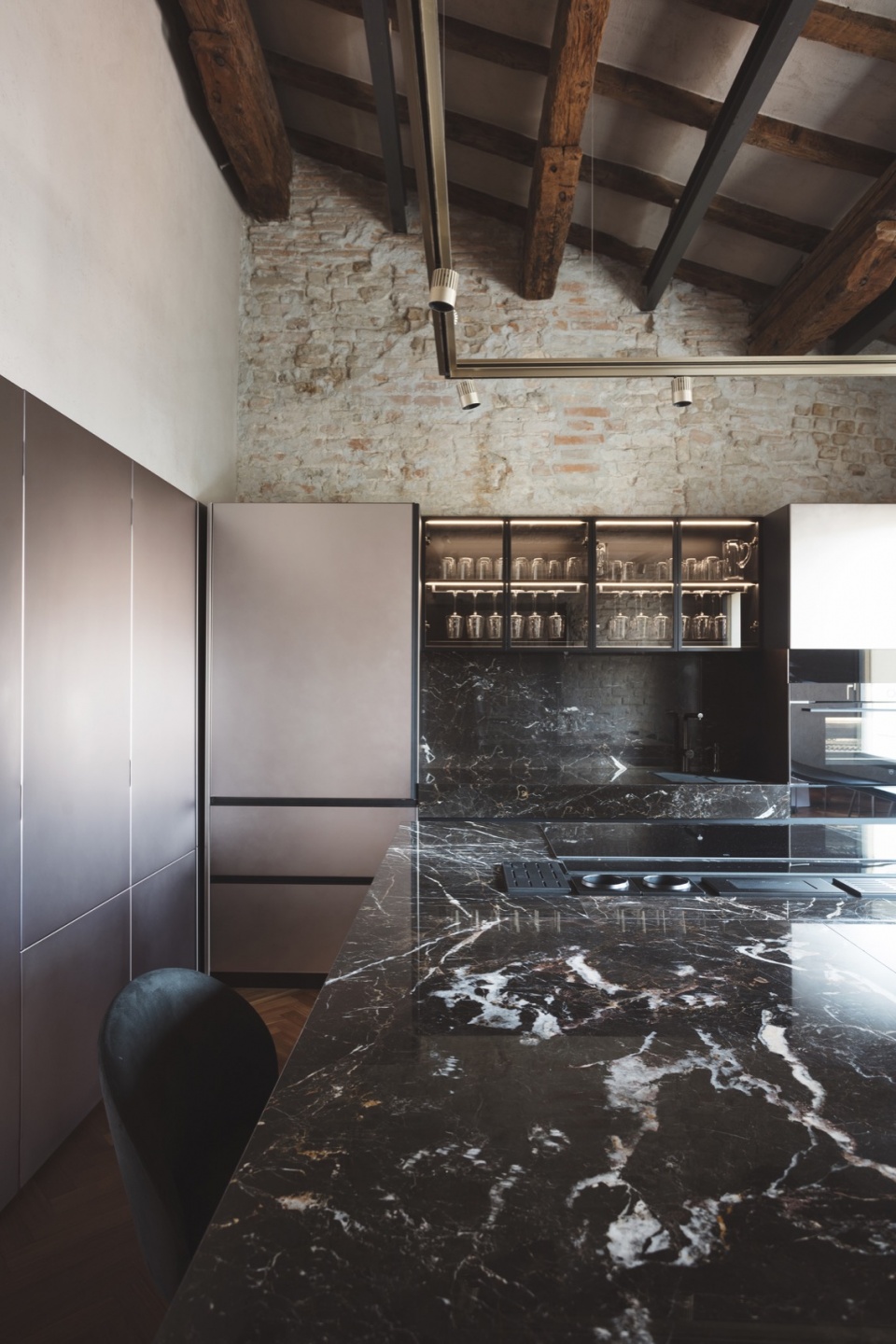 attic ll by depaolidefranceschibaldan architetti 2yn