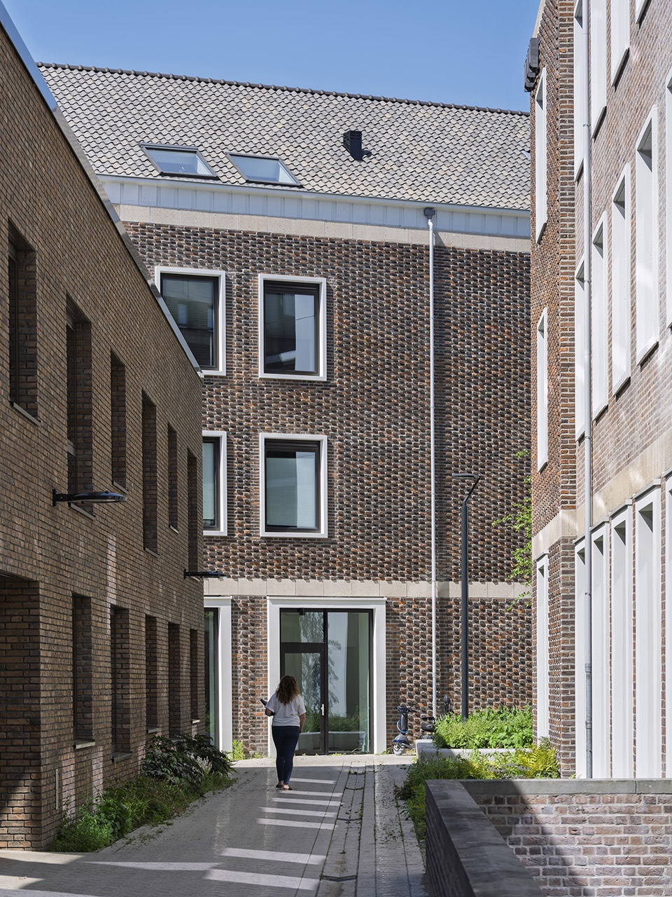 nieuw bergen by mvrdv