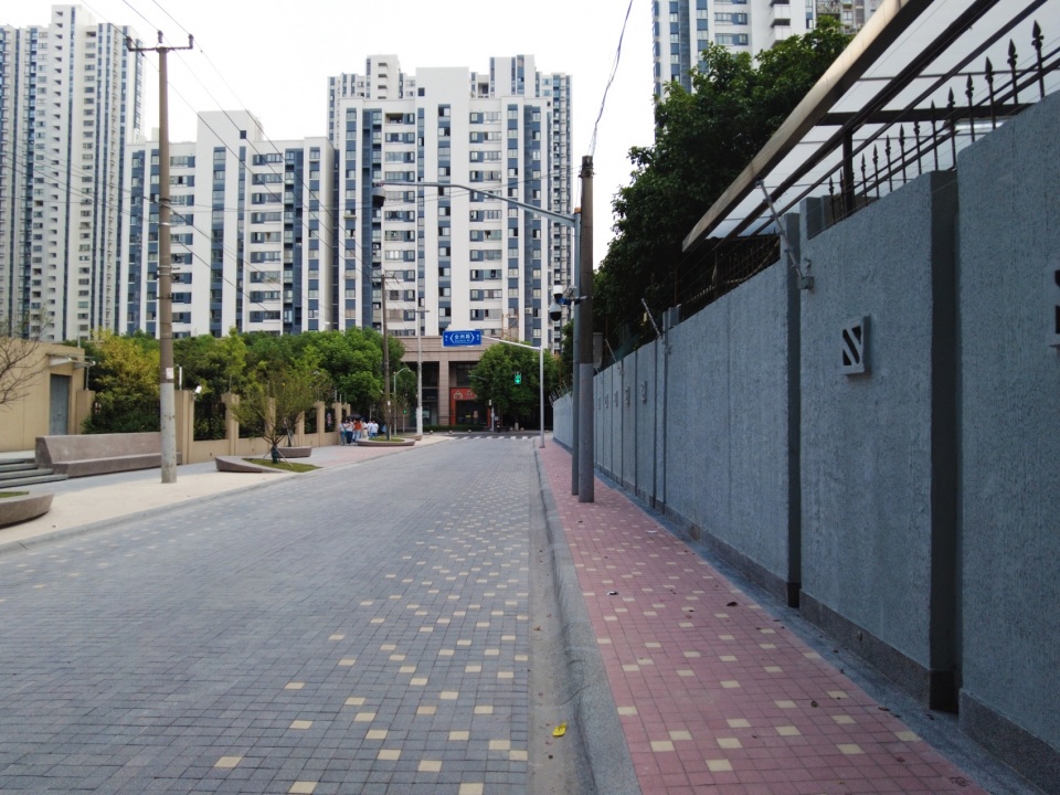 quanzhou road yizhou road promenade greenway activating everyday street life through walking by atelier liu yuyang architects