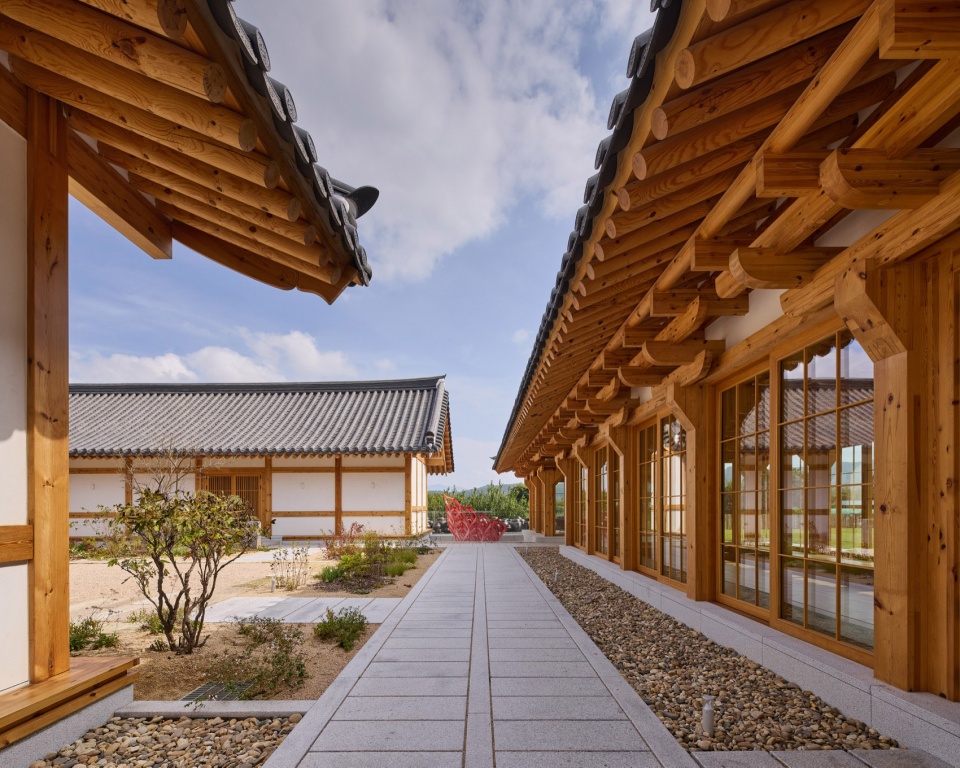 House for Rejuvenation by JK AR 拷贝