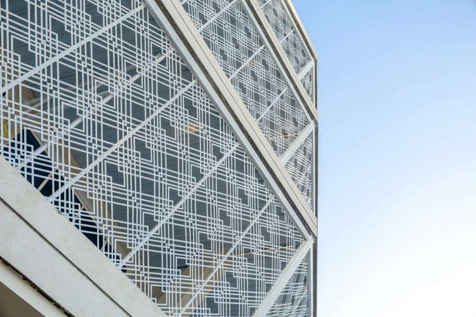 The Indonesian Consulate in Jeddah by INJ Architects