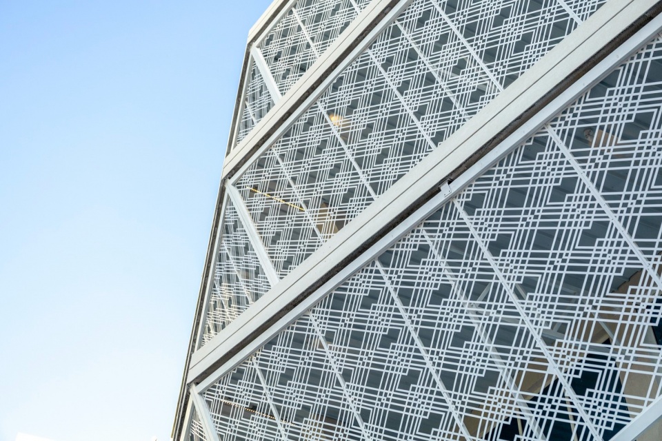 The Indonesian Consulate in Jeddah by INJ Architects