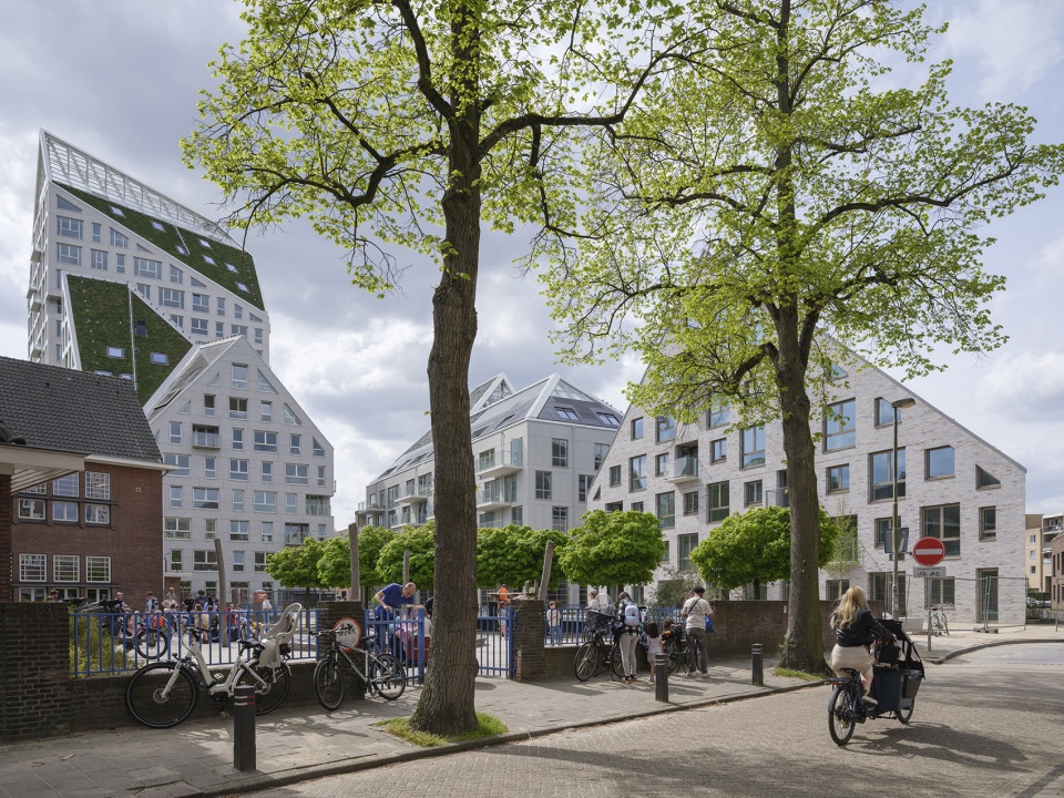nieuw bergen by mvrdv