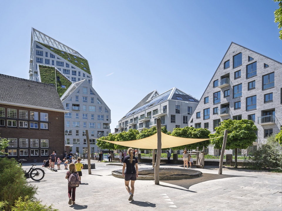 nieuw bergen by mvrdv