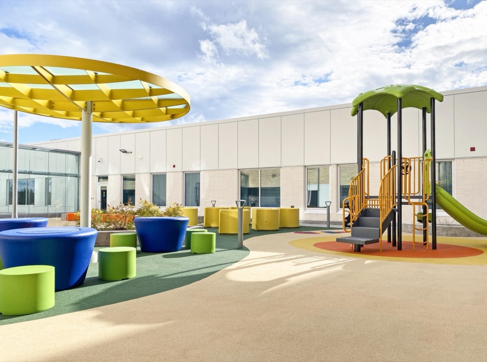 a new mother child and emergency centre in sherbrooke offers a reimagined hospital experience by jodoin lamarre pratte yelle maille equip...